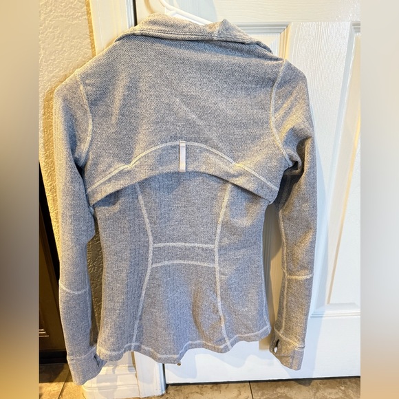 lululemon jacket - Picture 2 of 2